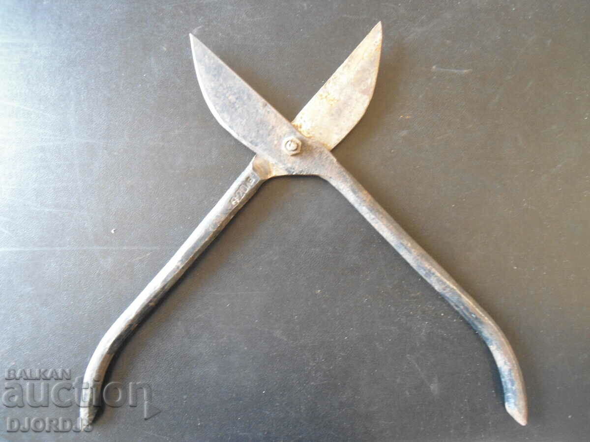 Auction Old sheet metal scissors, marking Auction Old sheet metal scissors, marking