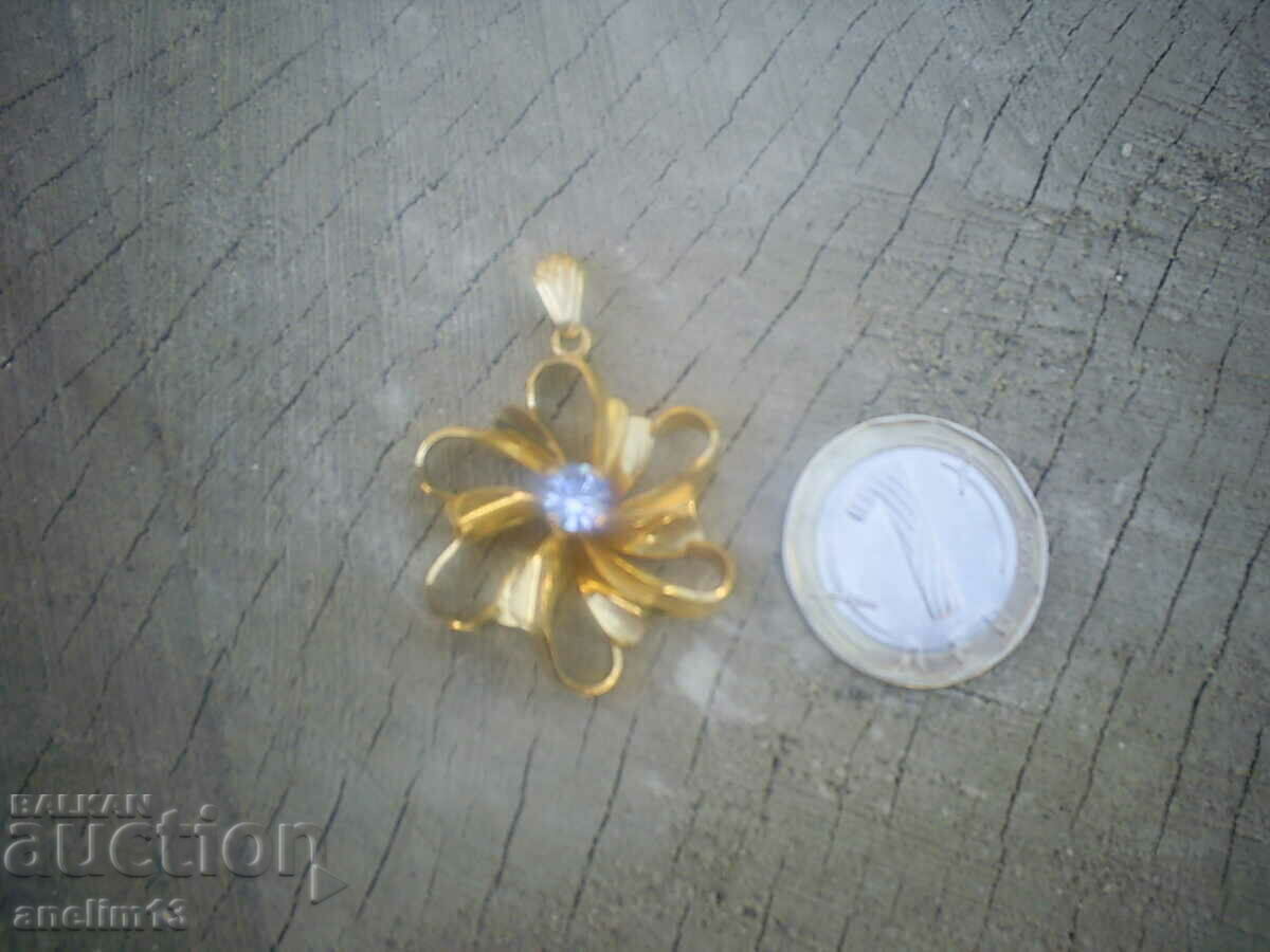 GOLDEN PENDANT - 6