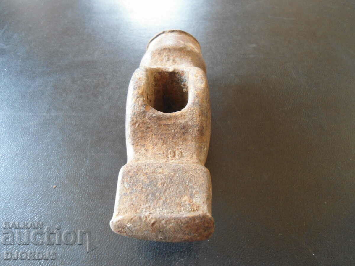 Star hammer with price 5.00 BGN | € 2.56 Star hammer with price 5.00 BGN | € 2.56