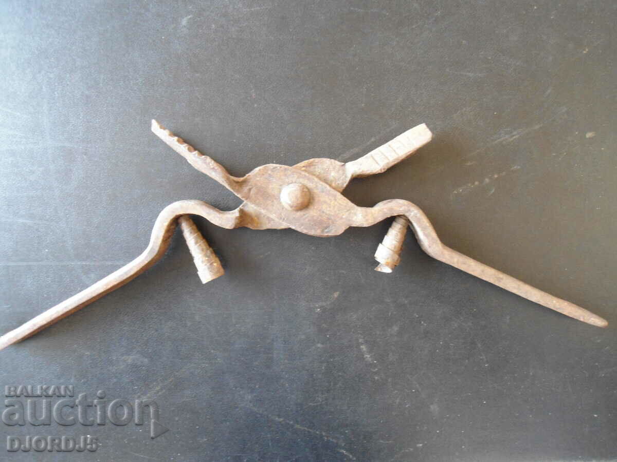 Old specialized pliers - 5 Old specialized pliers - 5