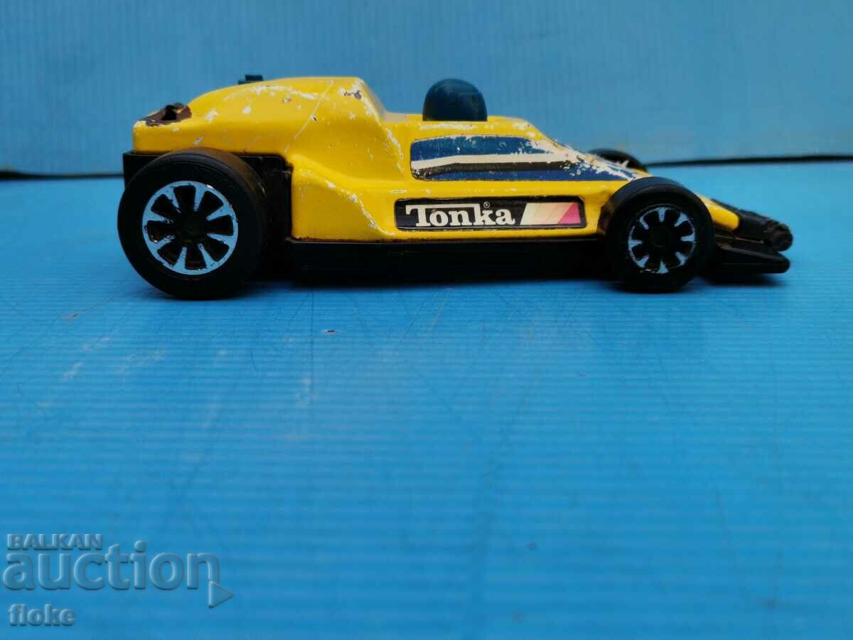 Auction  Tonka toy cart