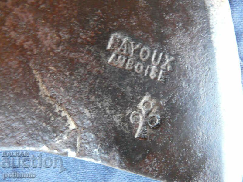 Auction Old massive ax - France Auction Old massive ax - France