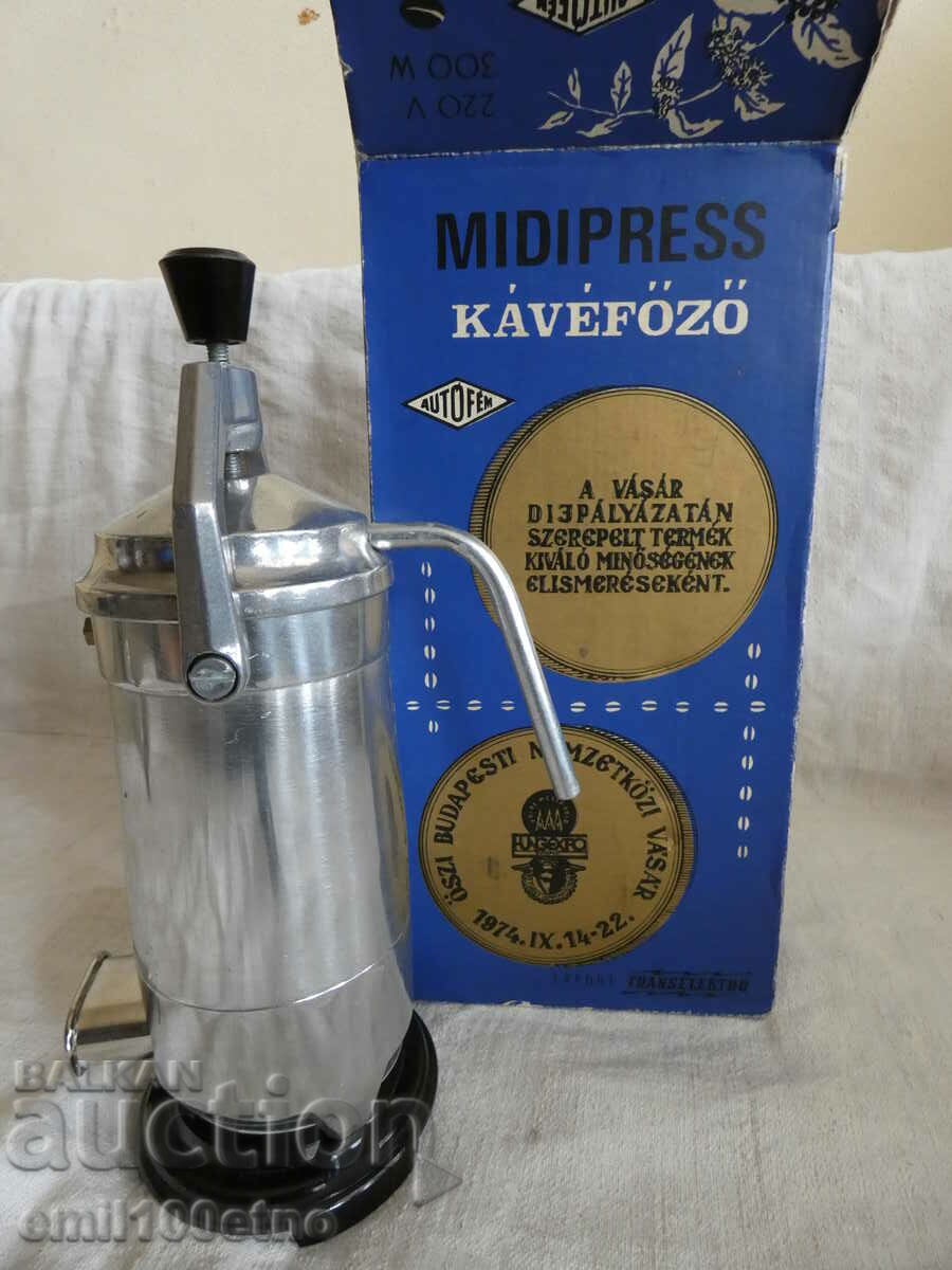 Old electric coffee maker Hungary - unused in a box with price 20.00 BGN | € 10.23 Old electric coffee maker Hungary - unused in a box with price 20.00 BGN | € 10.23