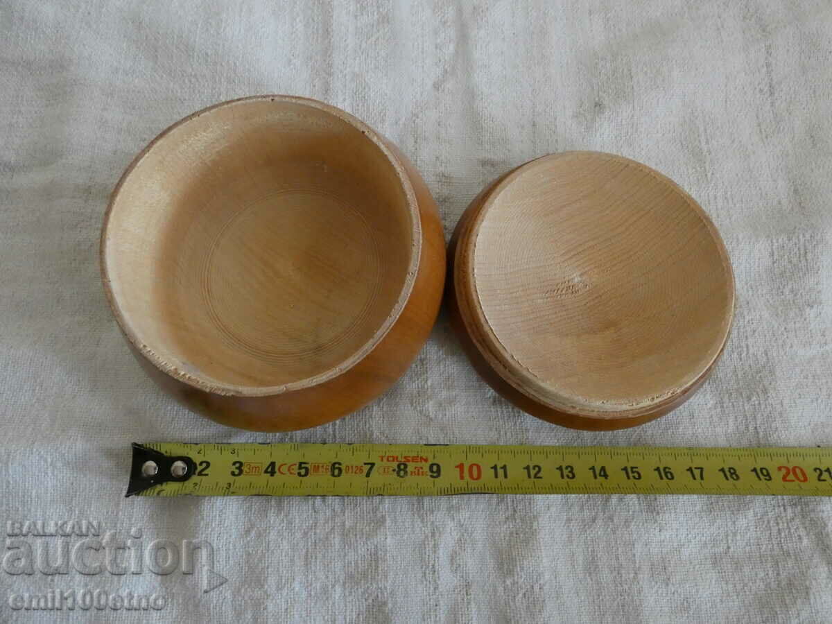 Jewelry box pyrographed wood with USSR coloring - 5 Jewelry box pyrographed wood with USSR coloring - 5