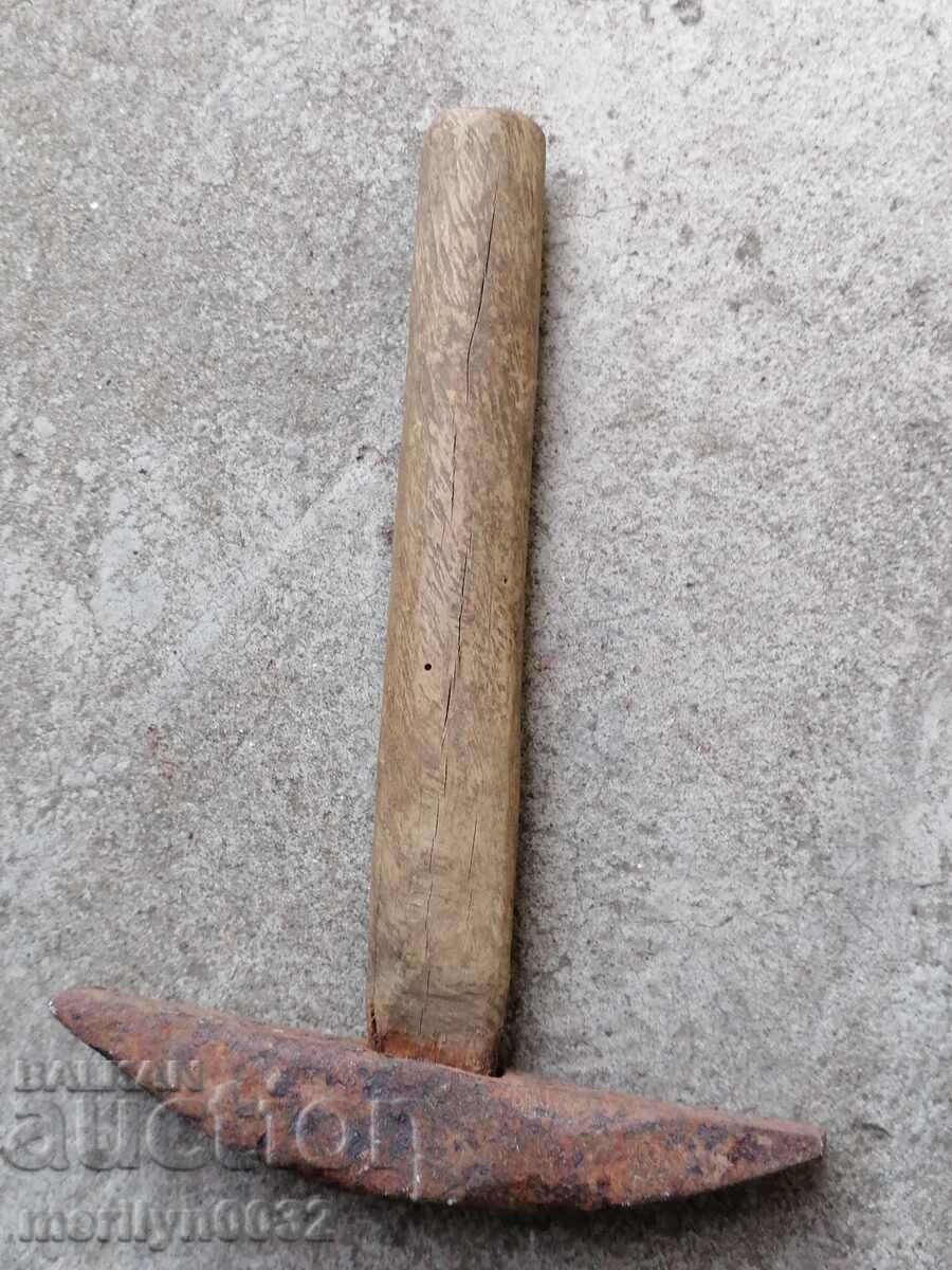 Delivery of Chuck for hair sticking, hammer, forging tool, primitive