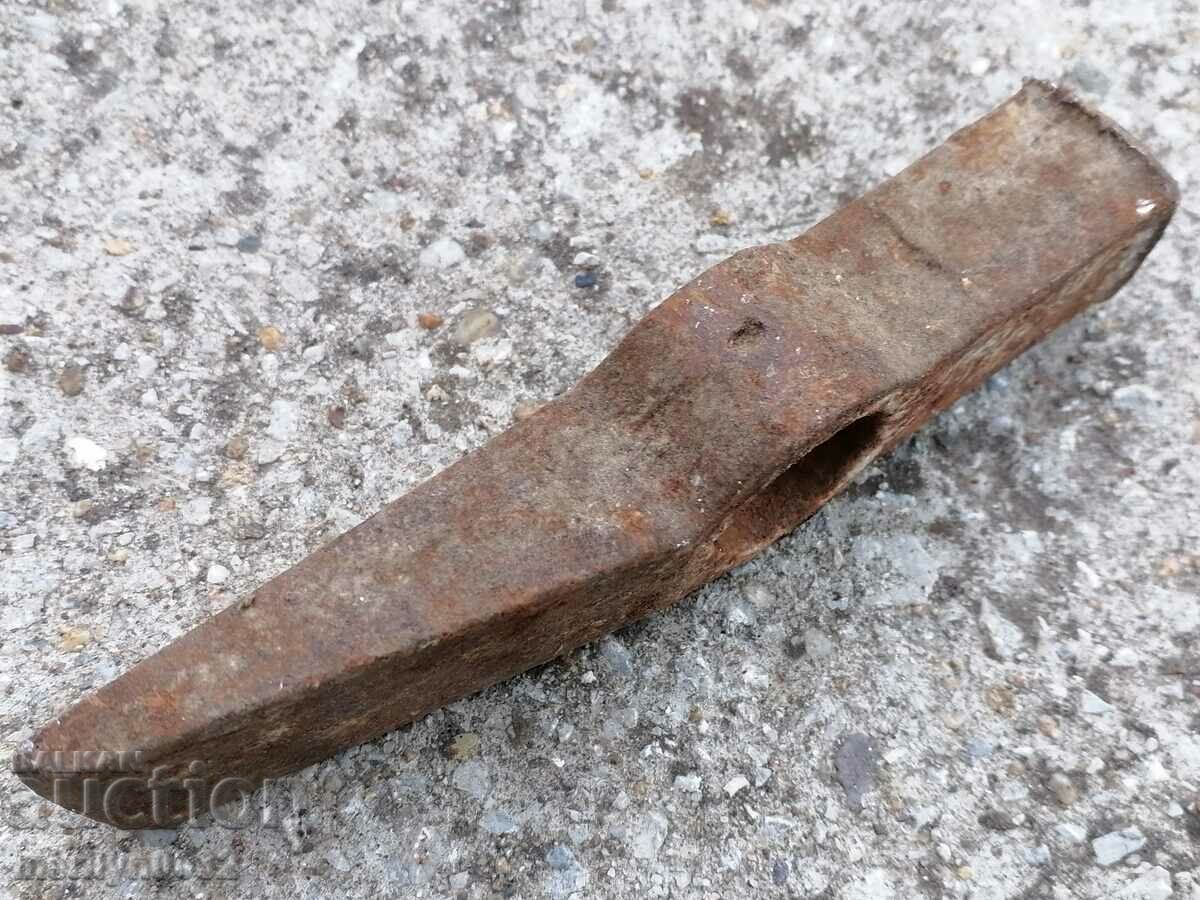 Auction Carpenter's hammer, mason's tool, primitive Auction Carpenter's hammer, mason's tool, primitive