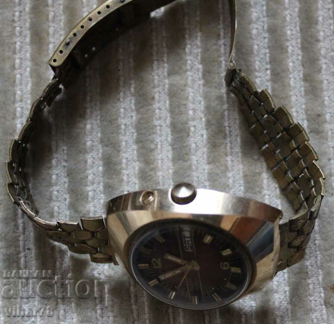 Delivery of MEN'S AUTOMATIC GOLD WATCH SLAVA-SLAVA Delivery of MEN'S AUTOMATIC GOLD WATCH SLAVA-SLAVA