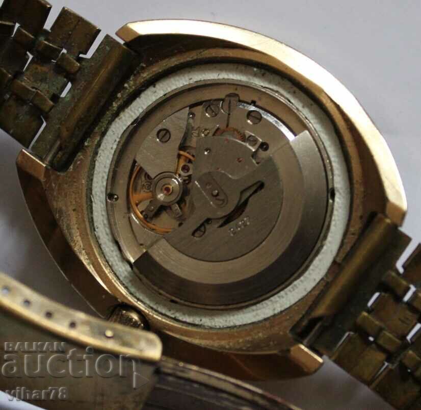 MEN'S AUTOMATIC GOLD WATCH SLAVA-SLAVA - 6 MEN'S AUTOMATIC GOLD WATCH SLAVA-SLAVA - 6