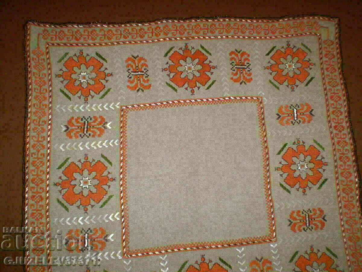 Delivery of Hand-embroidered linen tablecloth measuring 61 by 61 cm
