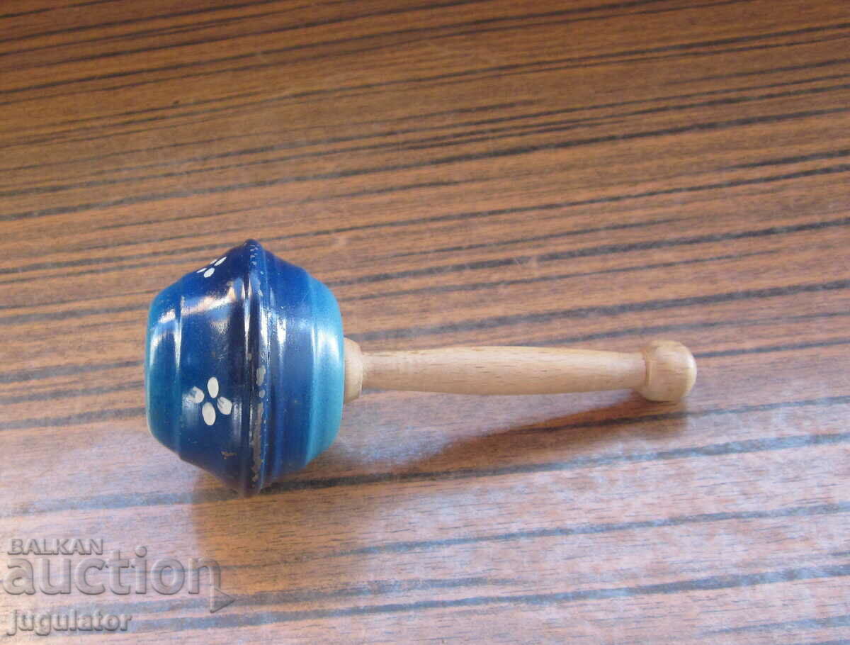 παλιό παιχνιδάκι από λαμαρίνα αντίκα κουδουνίστρα με τιμή 20.00 BGN | € 10.23 παλιό παιχνιδάκι από λαμαρίνα αντίκα κουδουνίστρα με τιμή 20.00 BGN | € 10.23