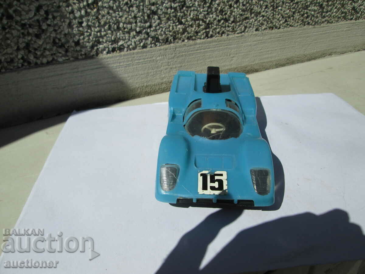 OLD BULGARIAN SPORTS CAR - PLASTIC - 6 OLD BULGARIAN SPORTS CAR - PLASTIC - 6