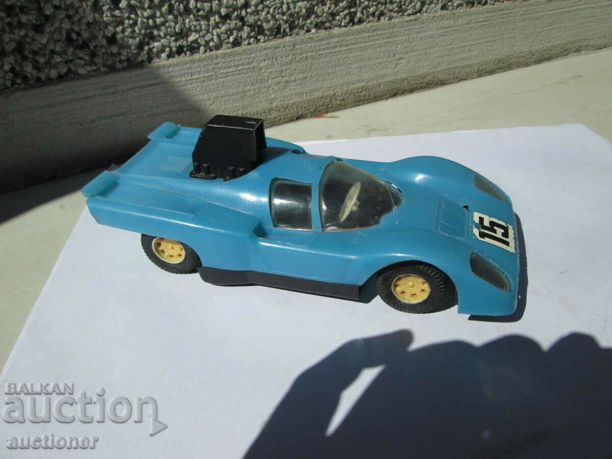 OLD BULGARIAN SPORTS CAR - PLASTIC - 7 OLD BULGARIAN SPORTS CAR - PLASTIC - 7