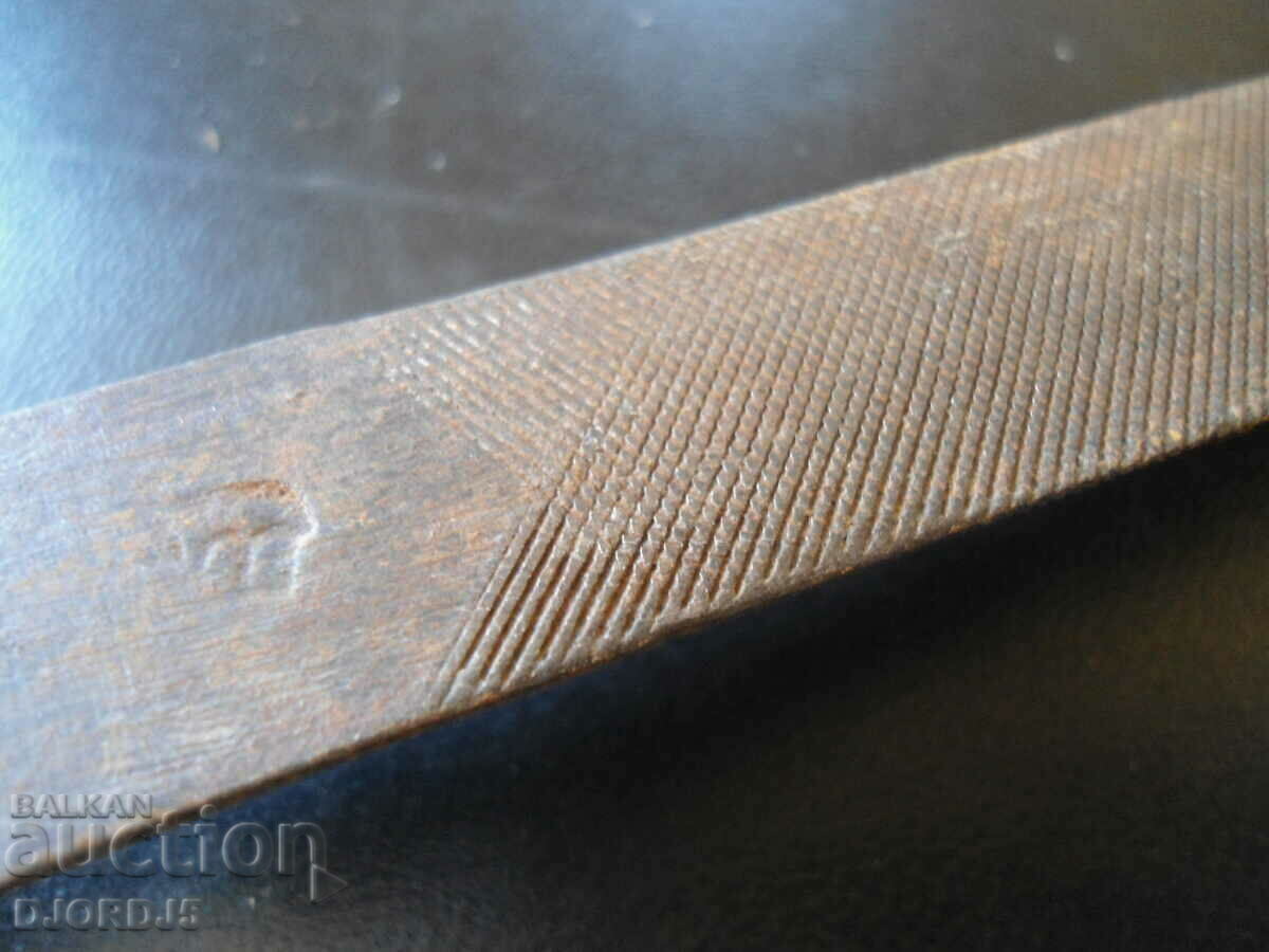 Auction Old file, triangular Auction Old file, triangular