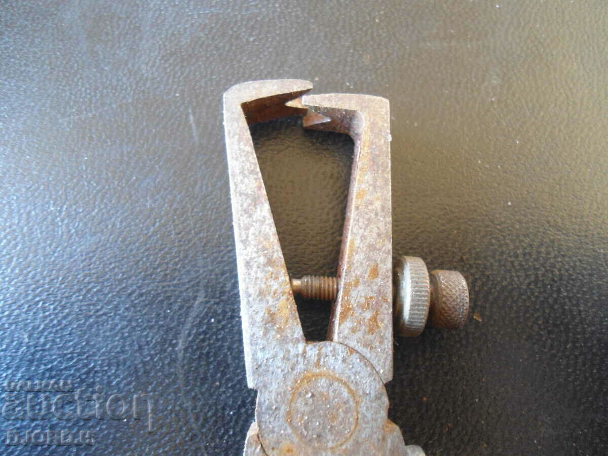 Old specialized pliers - 5