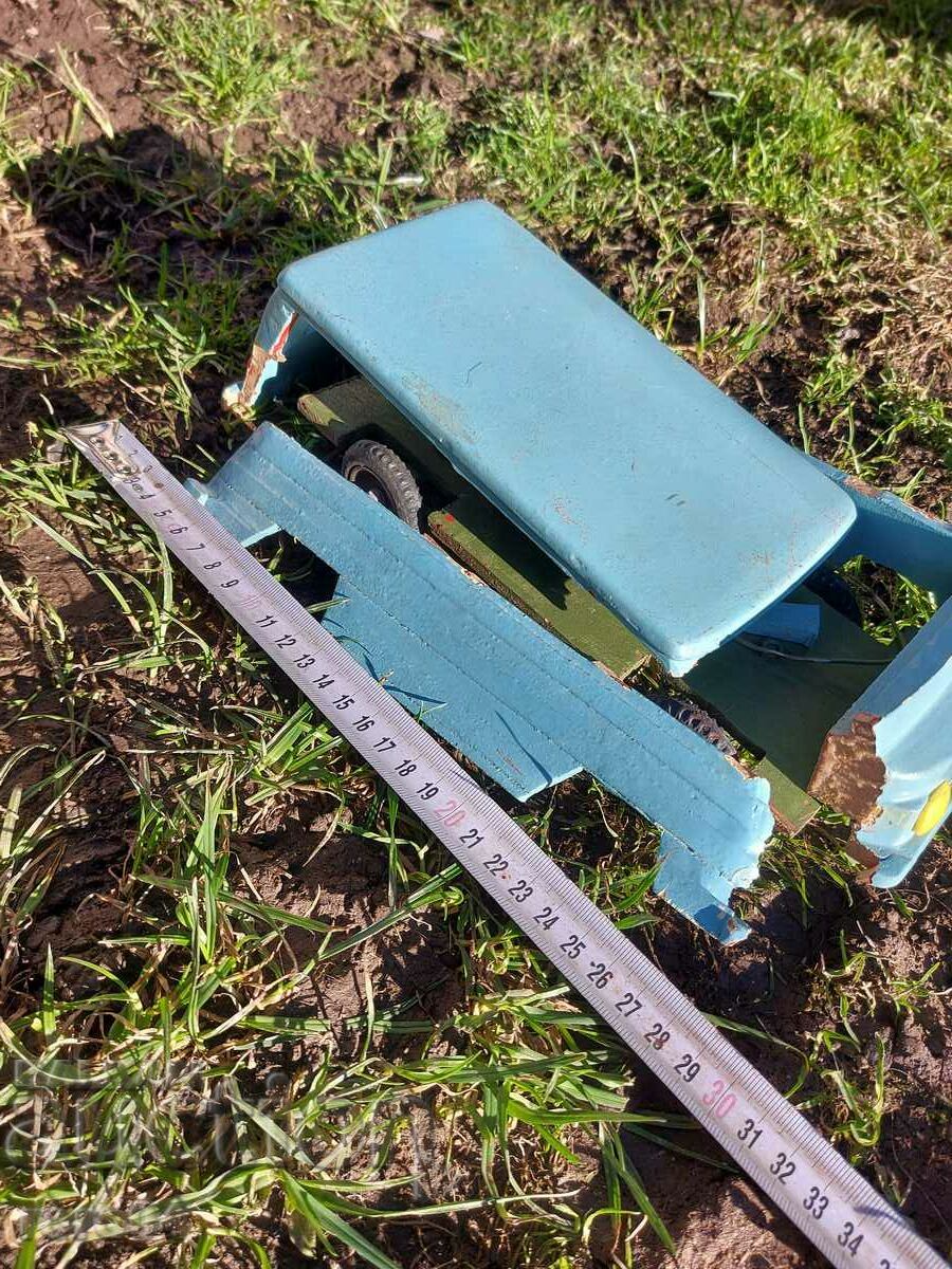 OLD CAR with price 40.50 BGN | € 20.71 OLD CAR with price 40.50 BGN | € 20.71