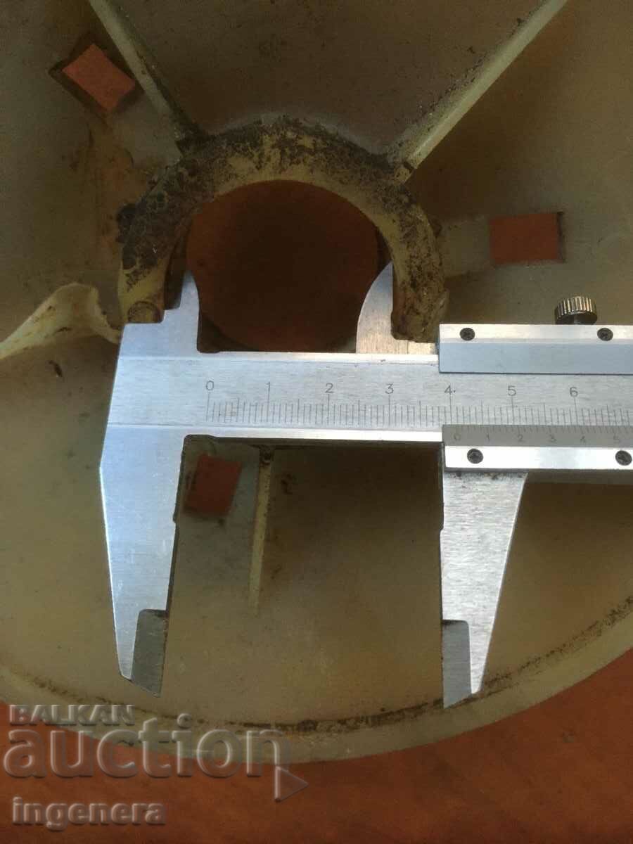 Auction FAN FAN COOLING ON ELECTRIC ENGINE OVER 5 KW PLASTIC Auction FAN FAN COOLING ON ELECTRIC ENGINE OVER 5 KW PLASTIC