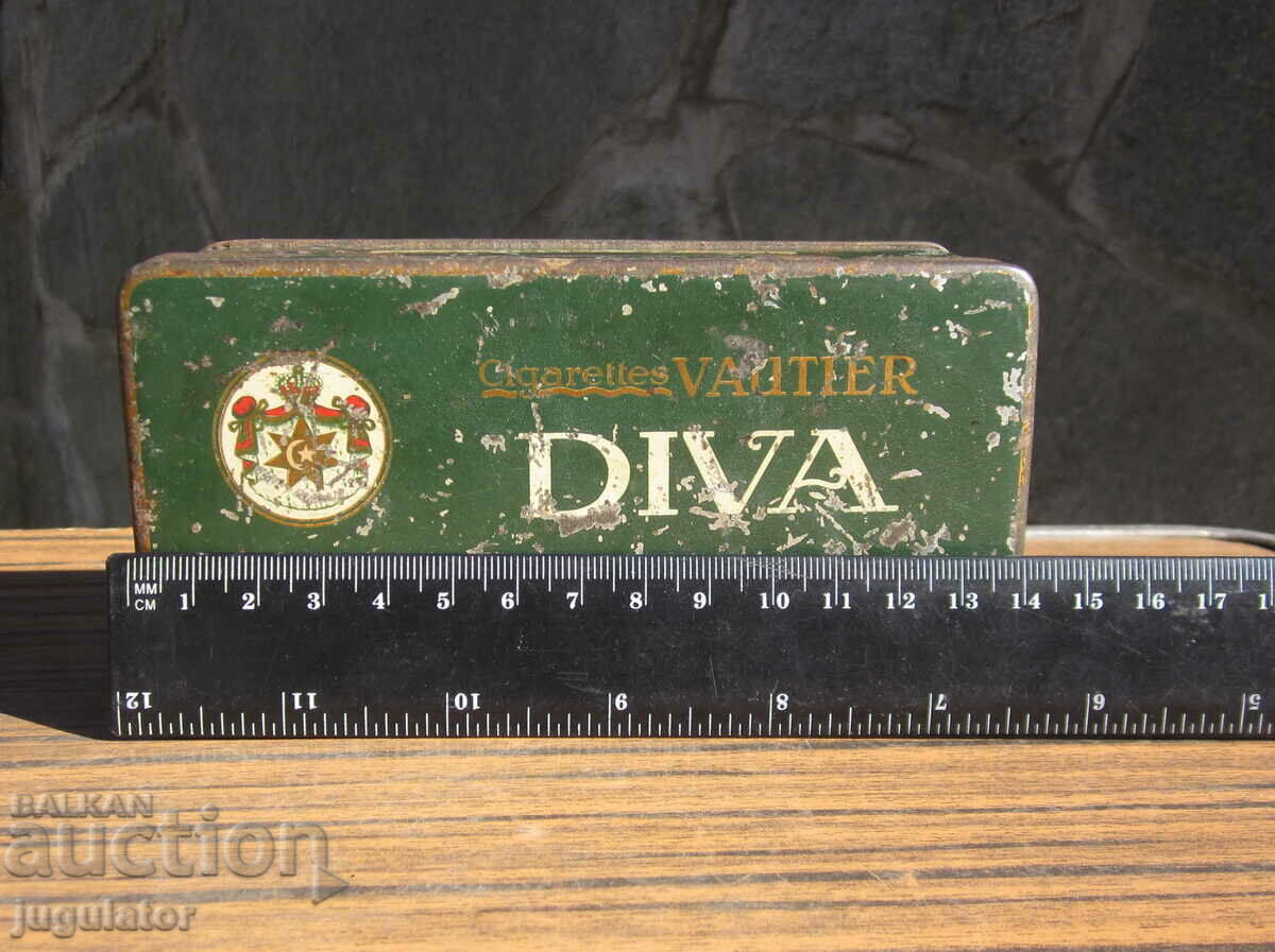 old antique metal sheet cigarette case cigarette box with price 25.00 BGN | € 12.78 old antique metal sheet cigarette case cigarette box with price 25.00 BGN | € 12.78