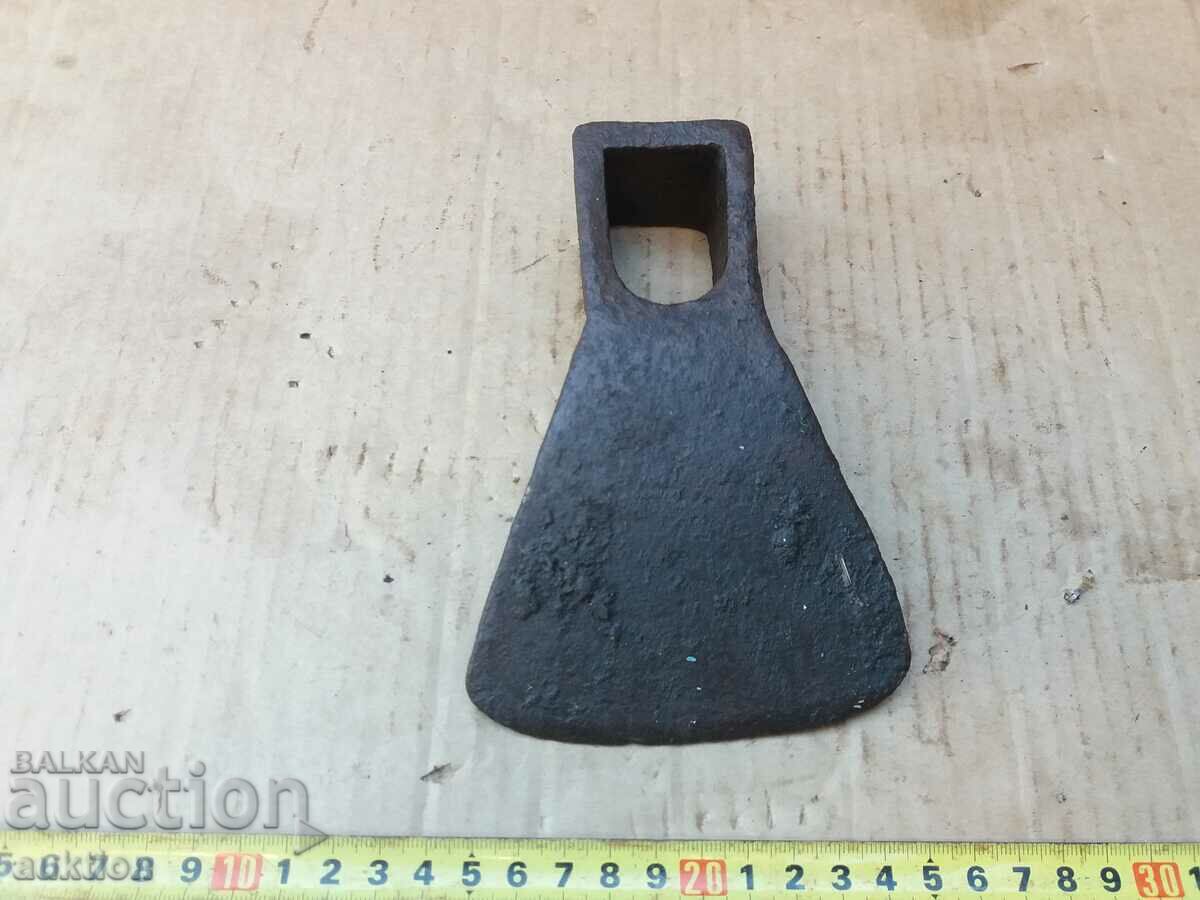 Auction WROUGHT REVIVAL HOOK Auction WROUGHT REVIVAL HOOK