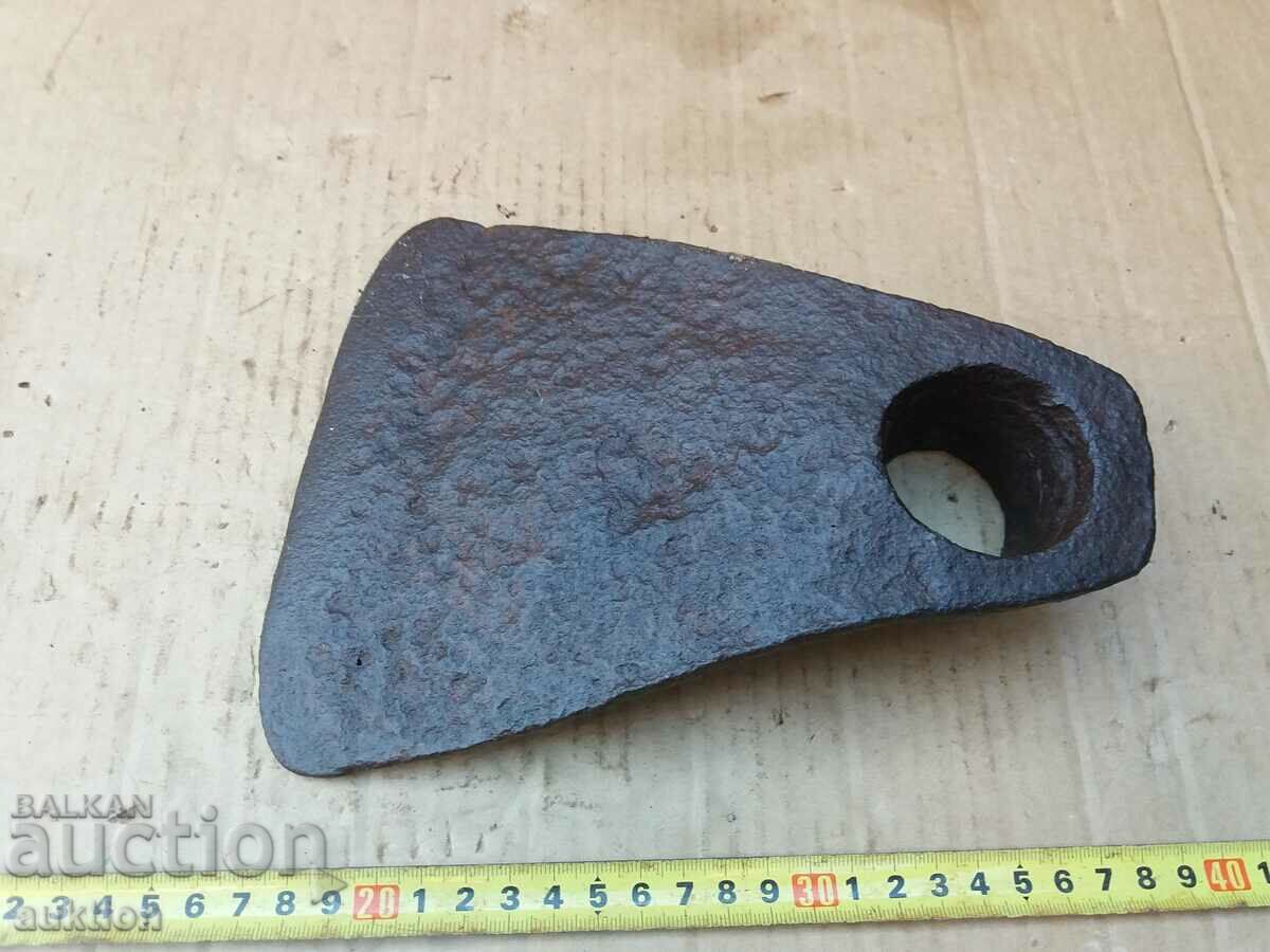 Delivery of SMALL FORGED REVIVAL HORSE HORSE Delivery of SMALL FORGED REVIVAL HORSE HORSE