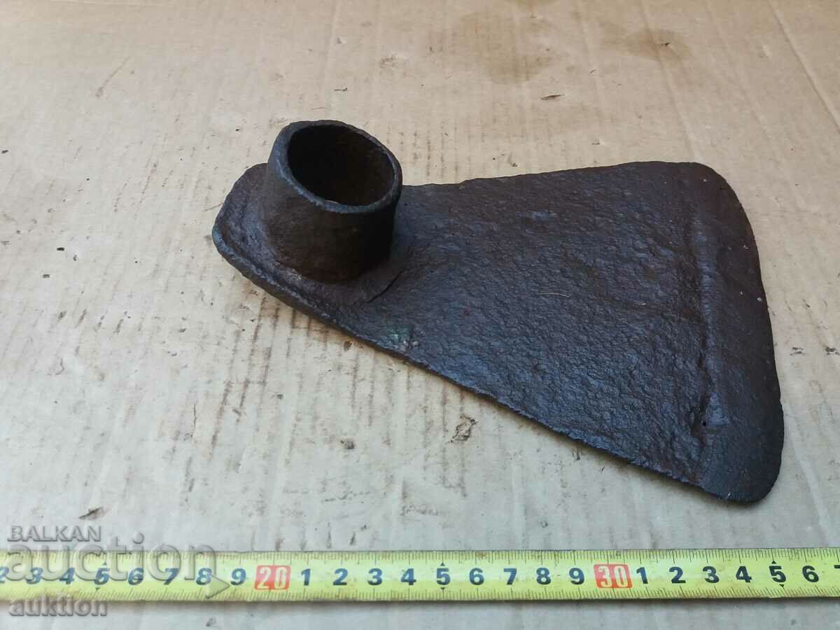 SMALL FORGED REVIVAL HORSE HORSE - 7 SMALL FORGED REVIVAL HORSE HORSE - 7