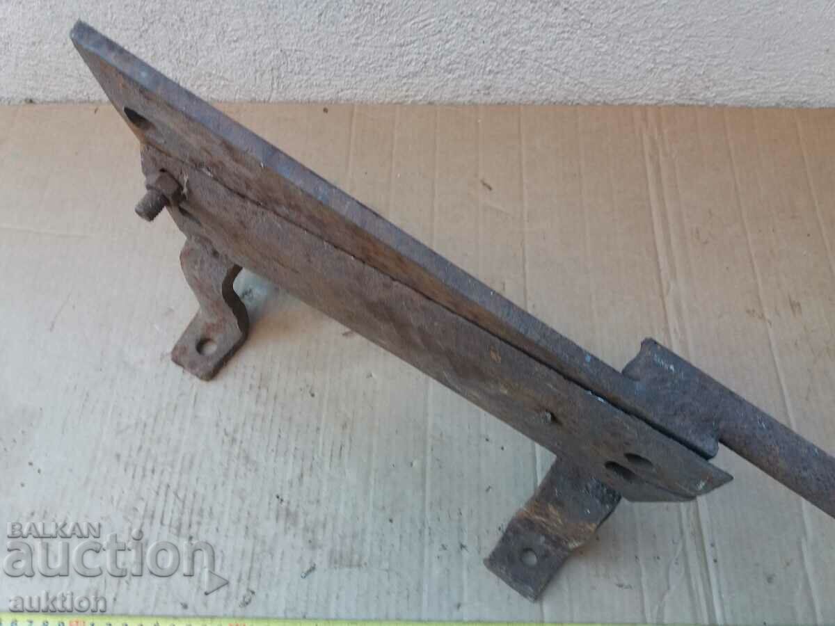 OLD MASSIVE FORGED GUILOTINE, SALAD TOOL - 5 OLD MASSIVE FORGED GUILOTINE, SALAD TOOL - 5