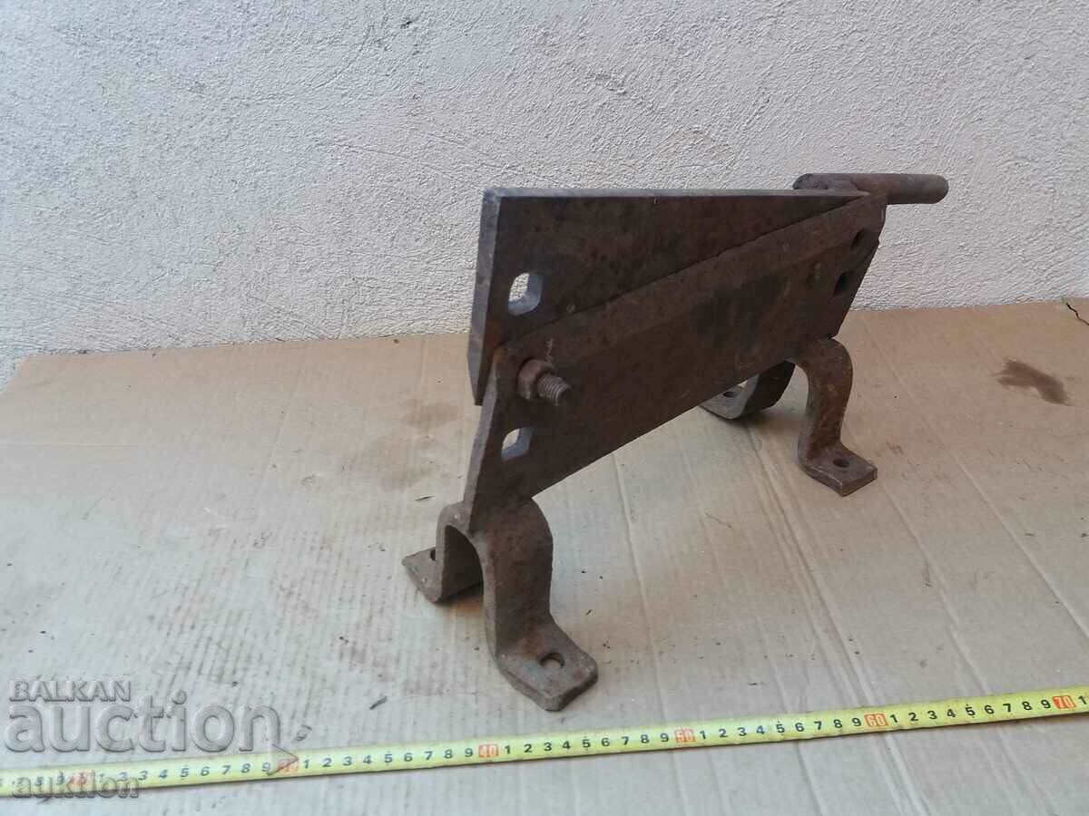 OLD MASSIVE FORGED GUILOTINE, SALAD TOOL - 6 OLD MASSIVE FORGED GUILOTINE, SALAD TOOL - 6