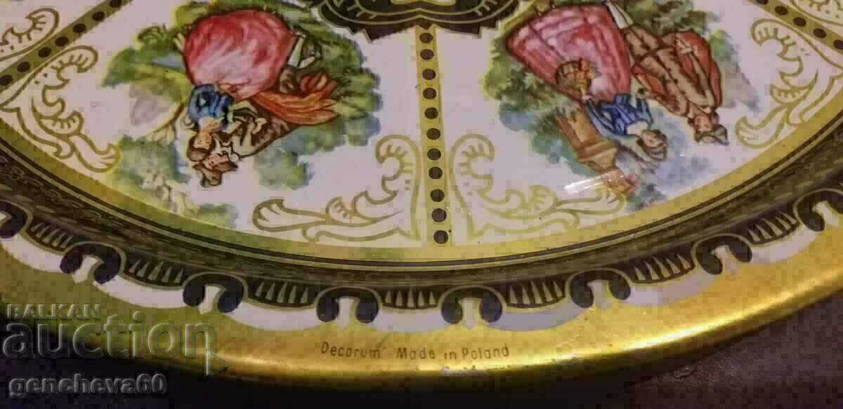 Delivery of Large metal serving plates from SOCA Delivery of Large metal serving plates from SOCA