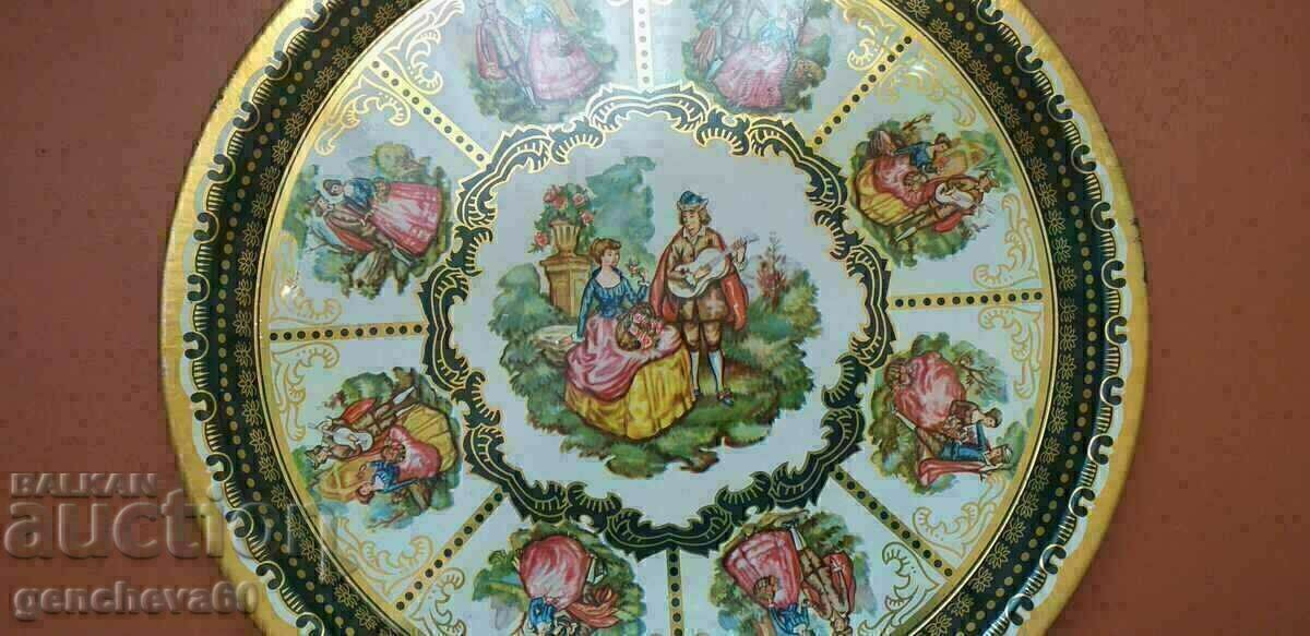 Large metal serving plates from SOCA - 5 Large metal serving plates from SOCA - 5