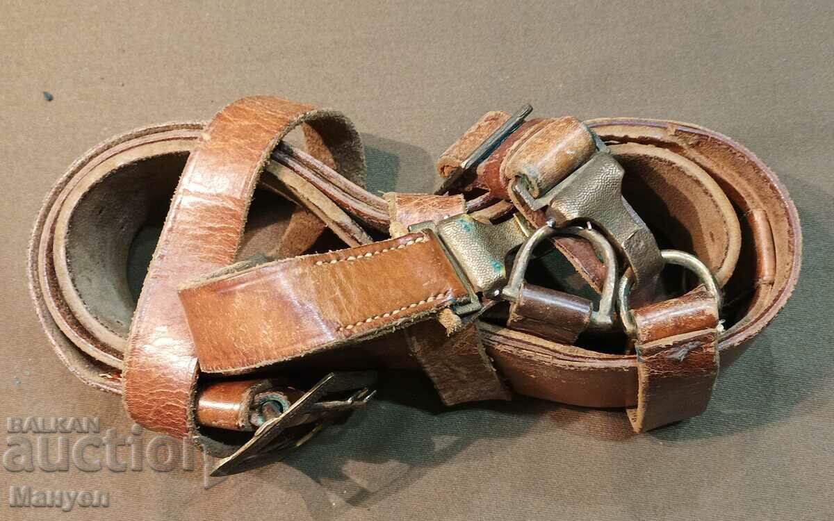 I am selling an old royal officer's battle belt. with price 75.00 BGN | € 38.35 I am selling an old royal officer's battle belt. with price 75.00 BGN | € 38.35
