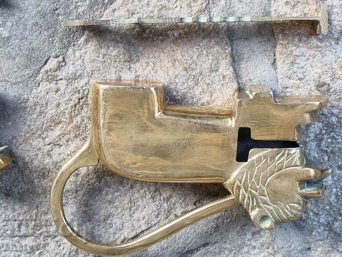 Bronze padlocks with price 95.00 BGN | € 48.57