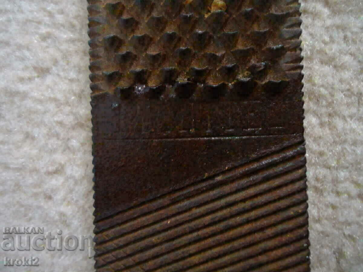 Auction Large old German saw tool Auction Large old German saw tool