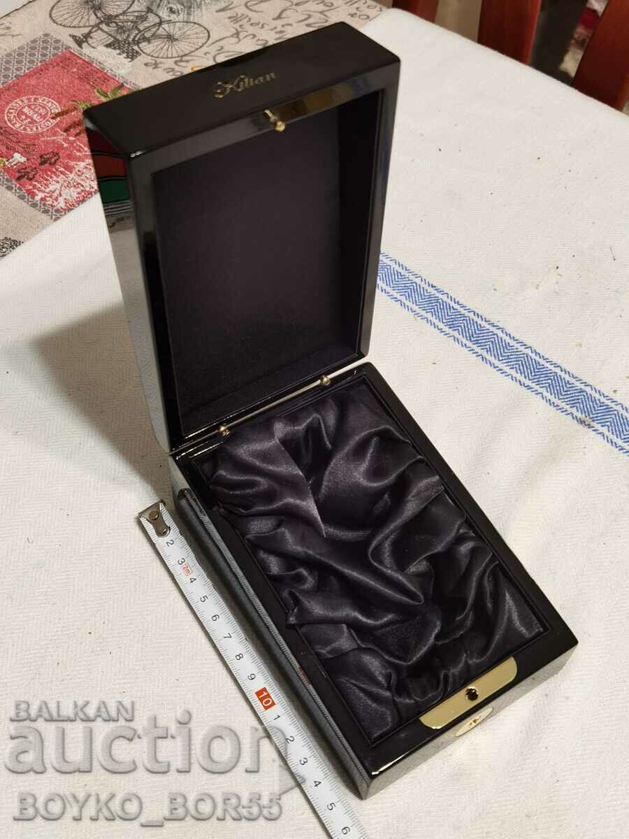 Auction  Rare Original Perfume Box Love by Kilian