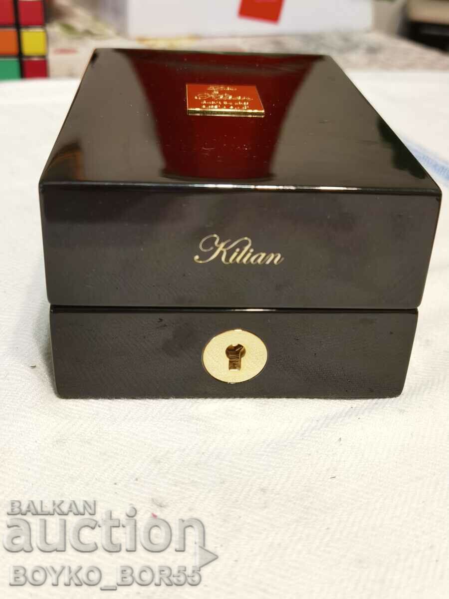Delivery of Rare Original Perfume Box Love by Kilian