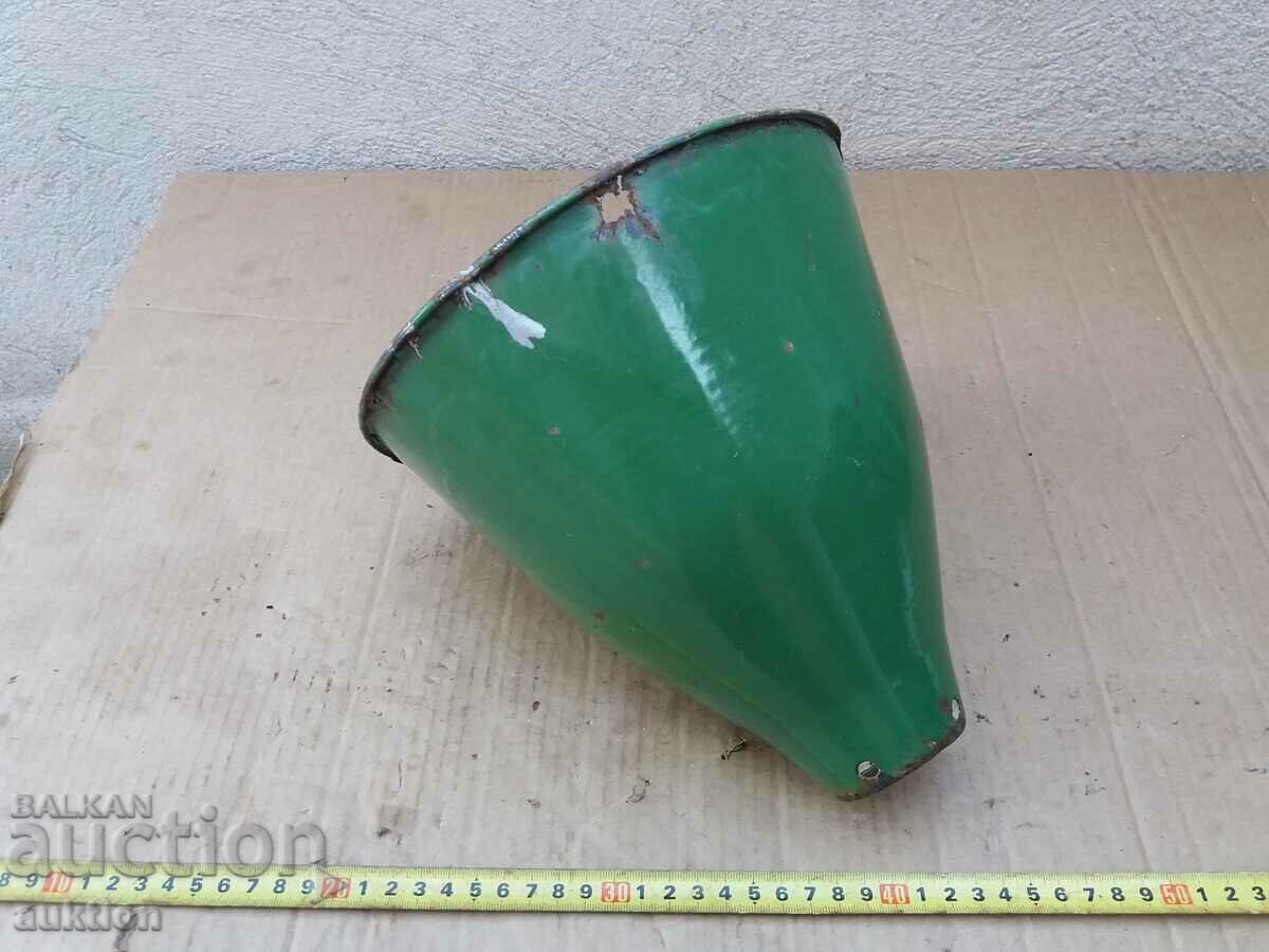 Delivery of SOC. ENAMELED VINTAGE LAMP, LAMPION Delivery of SOC. ENAMELED VINTAGE LAMP, LAMPION