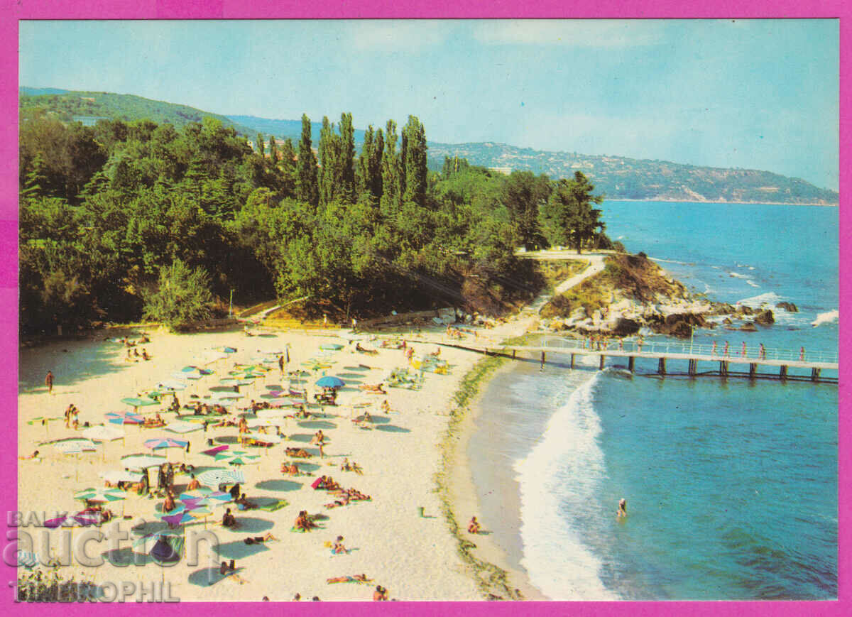 273949 / Курорт ДРУЖБА Плажът 1975 България картичка