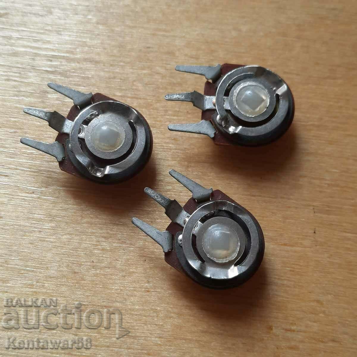 Variable resistors 470 ohms. - new 3 pcs. with price 1.50 BGN | € 0.77 Variable resistors 470 ohms. - new 3 pcs. with price 1.50 BGN | € 0.77