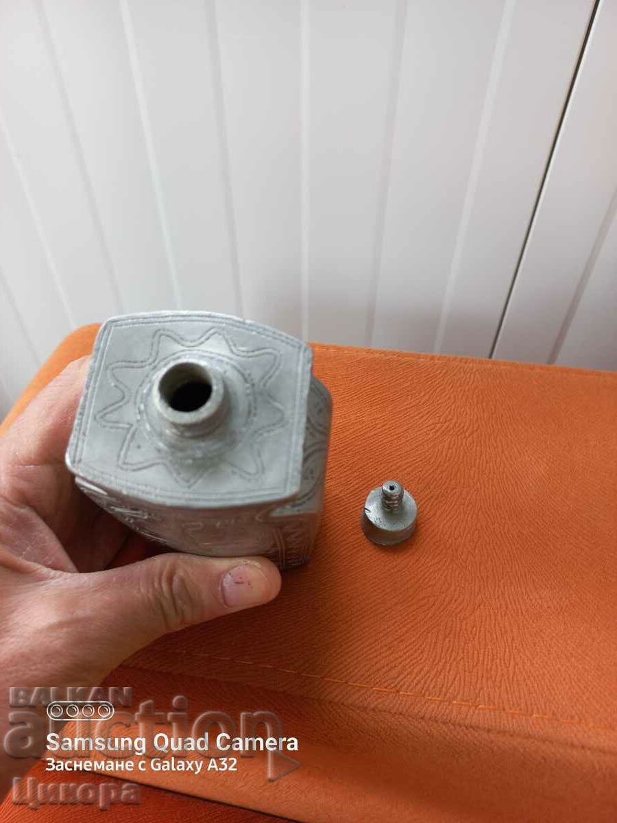 OLD LEAD PAN PAN - 5 OLD LEAD PAN PAN - 5