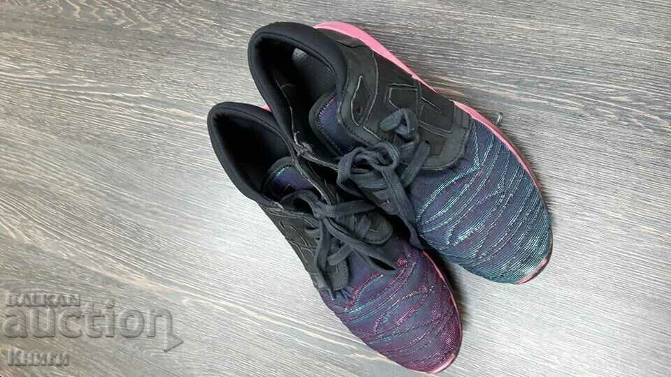 Women's sneakers - number 38 - 5 Women's sneakers - number 38 - 5