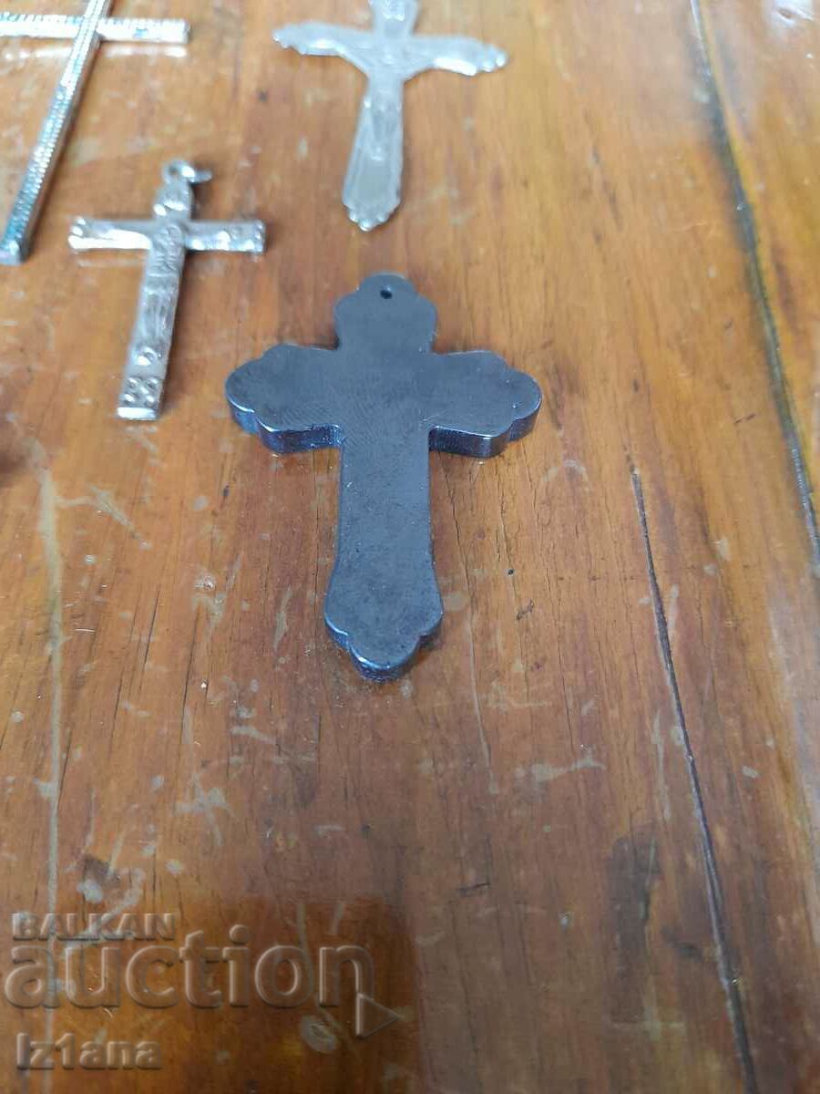 Delivery of Old cross, crosses Delivery of Old cross, crosses