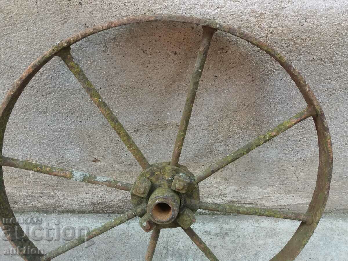 Auction MASSIVE REVIVAL WHEEL OF WHEELCHAIR, WAGON, TWO-WHEEL Auction MASSIVE REVIVAL WHEEL OF WHEELCHAIR, WAGON, TWO-WHEEL