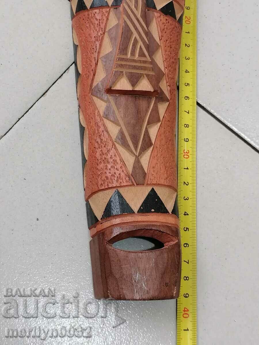 Delivery of Old African mask carving interior beauty Delivery of Old African mask carving interior beauty