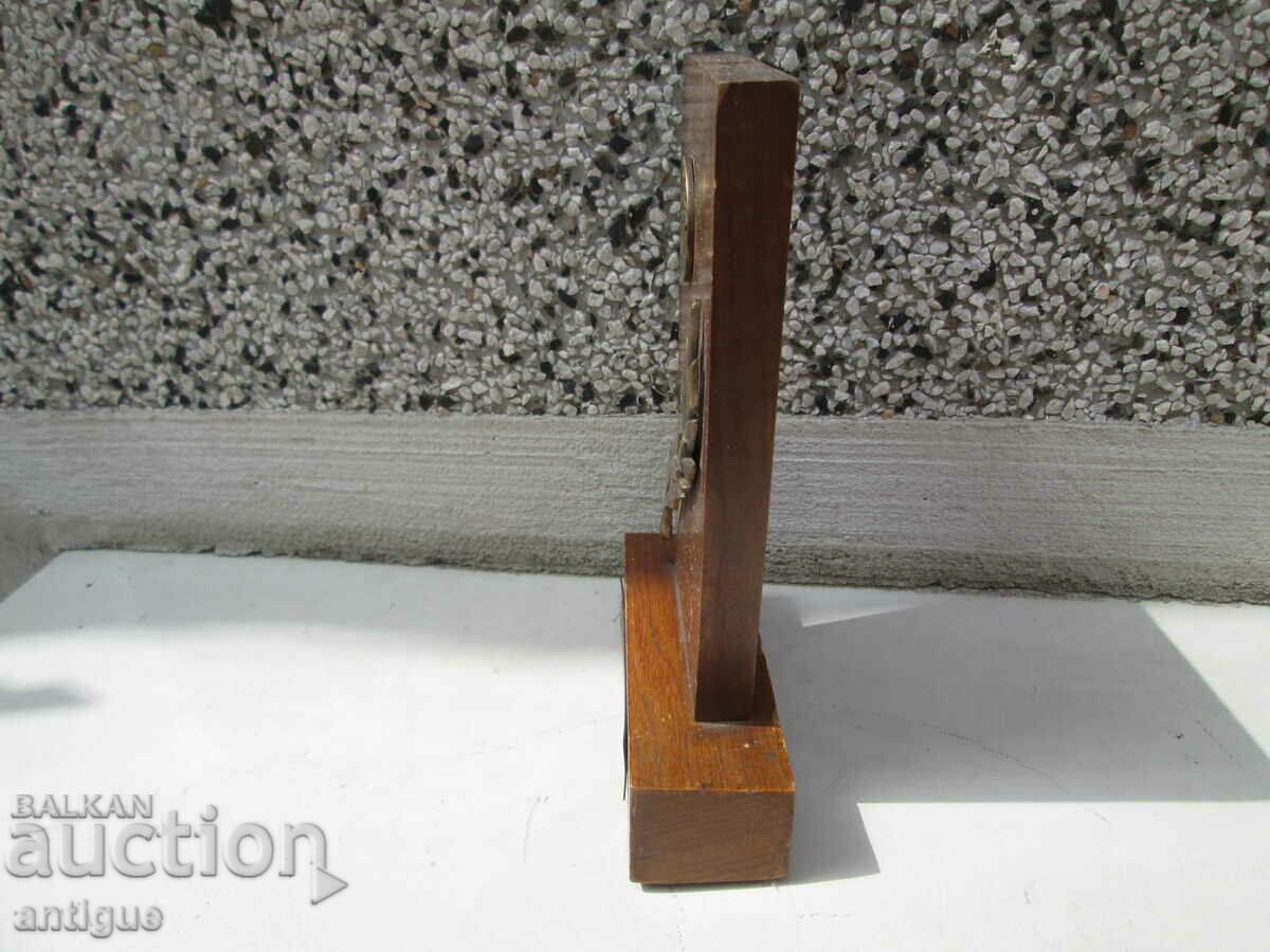 Delivery of MOTORCYCLE COMPETITION - for flag bearer for 1952, second - assistant Delivery of MOTORCYCLE COMPETITION - for flag bearer for 1952, second - assistant