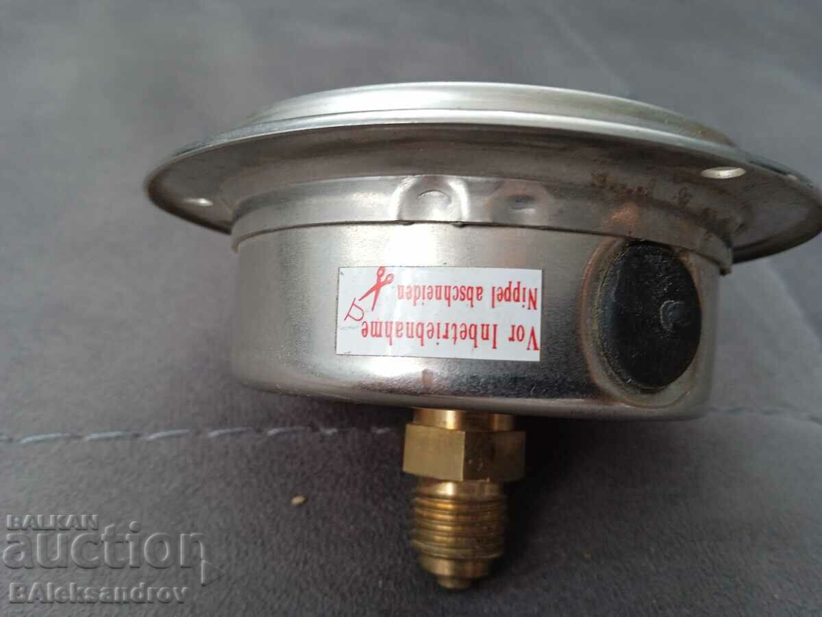 Delivery of Old barometer Delivery of Old barometer