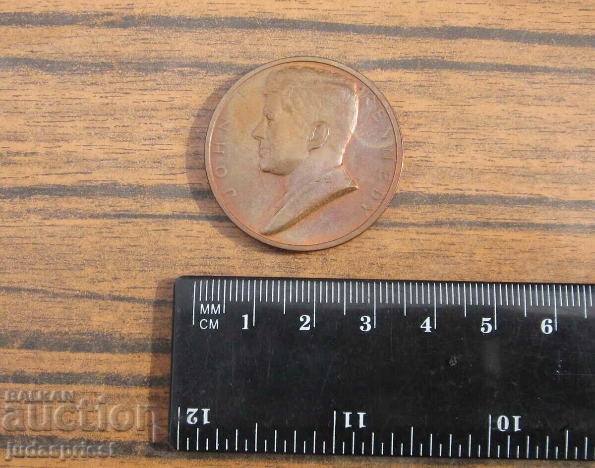 official old American Kennedy Medal 1961 - 5 official old American Kennedy Medal 1961 - 5