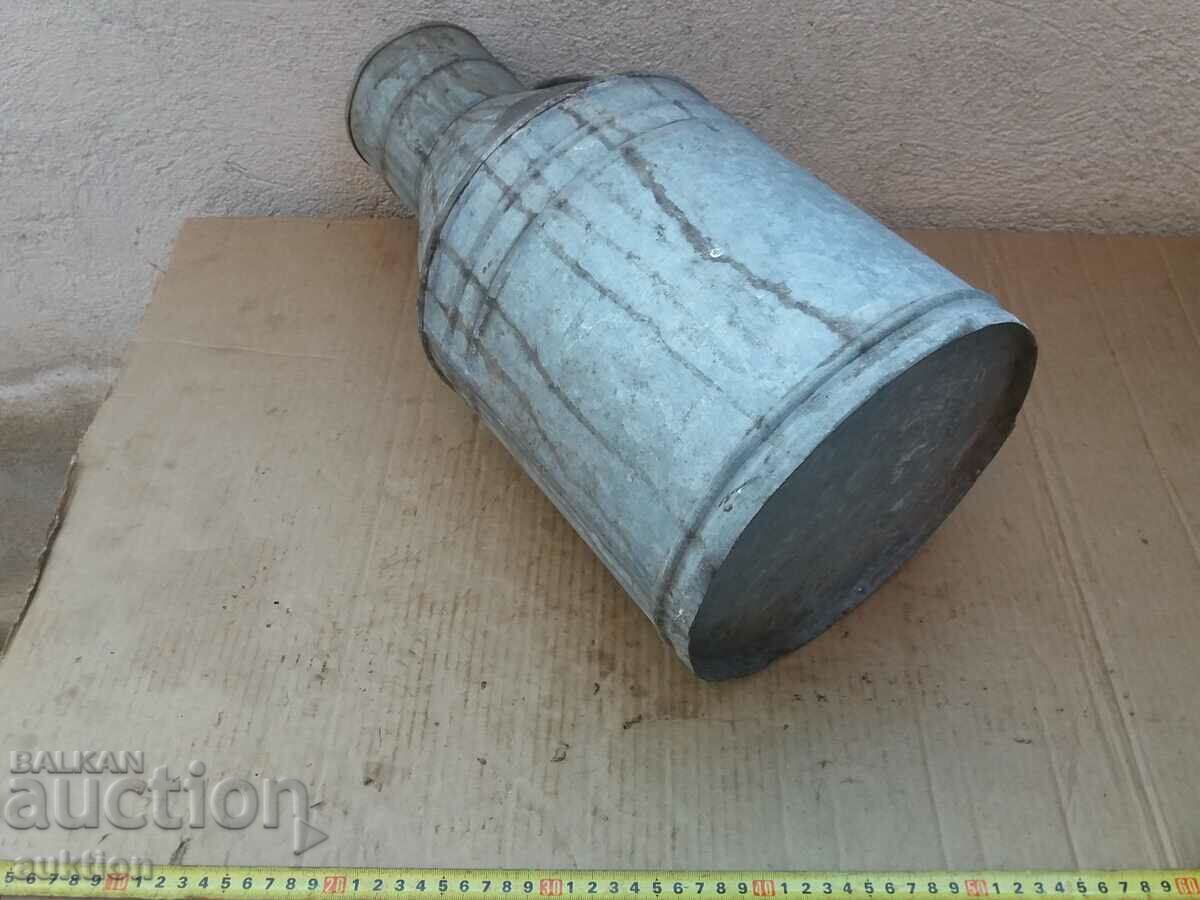 Auction SOLID METAL REVIVAL GUM FOR MILK 8 LITERS Auction SOLID METAL REVIVAL GUM FOR MILK 8 LITERS