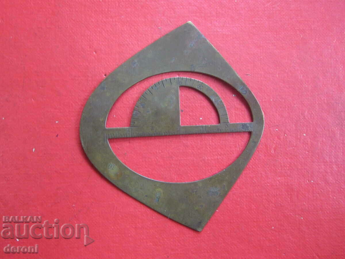 Auction Ancient bronze conveyor Auction Ancient bronze conveyor