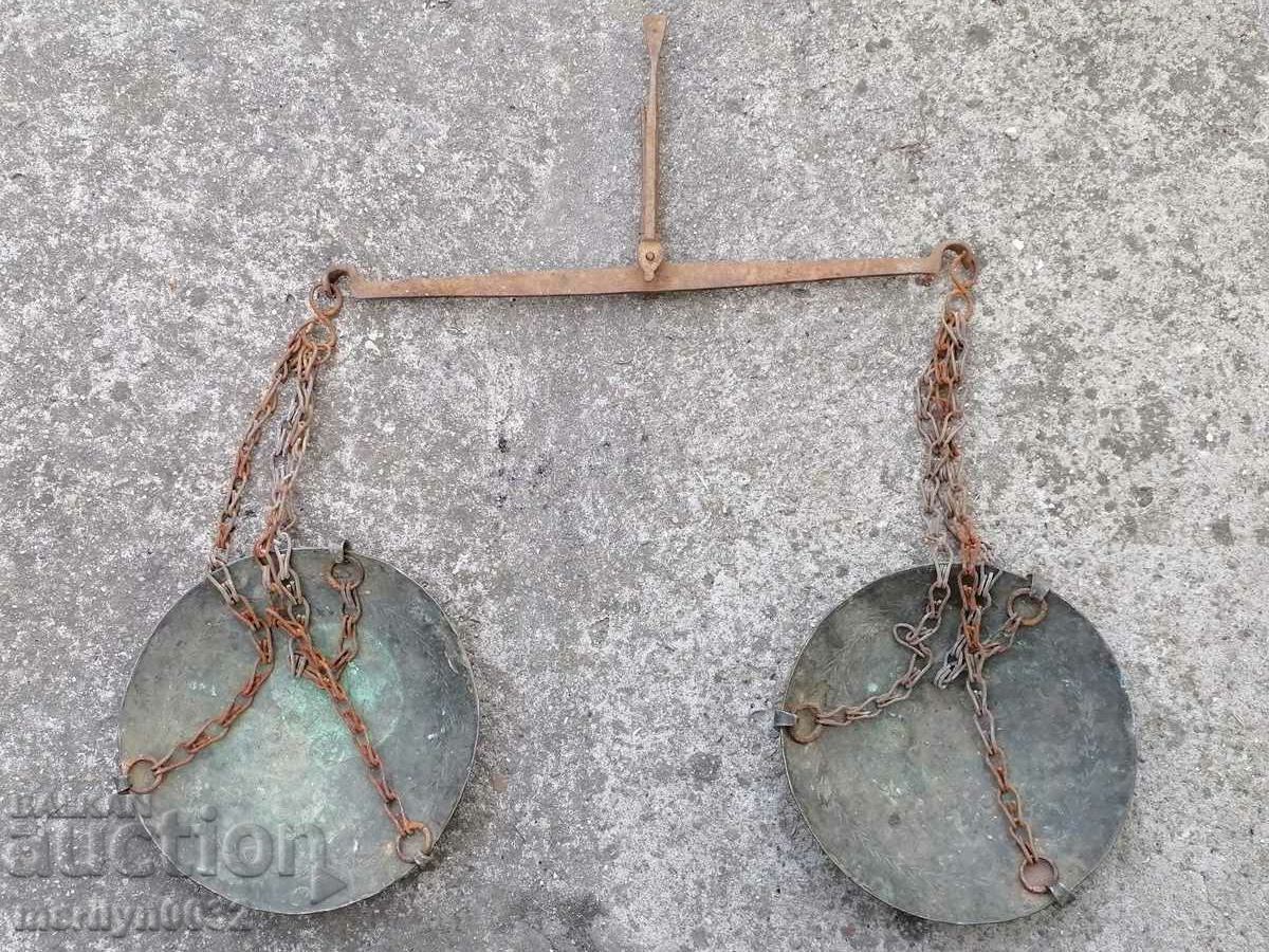 Стар кантар, паланца, везна, началото на ХХ век с цена € 65.96 | 129.01 лв.