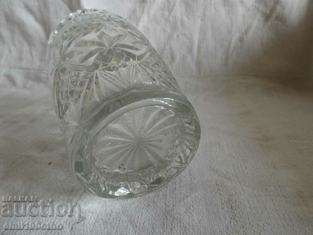 Delivery of Glass vase Delivery of Glass vase