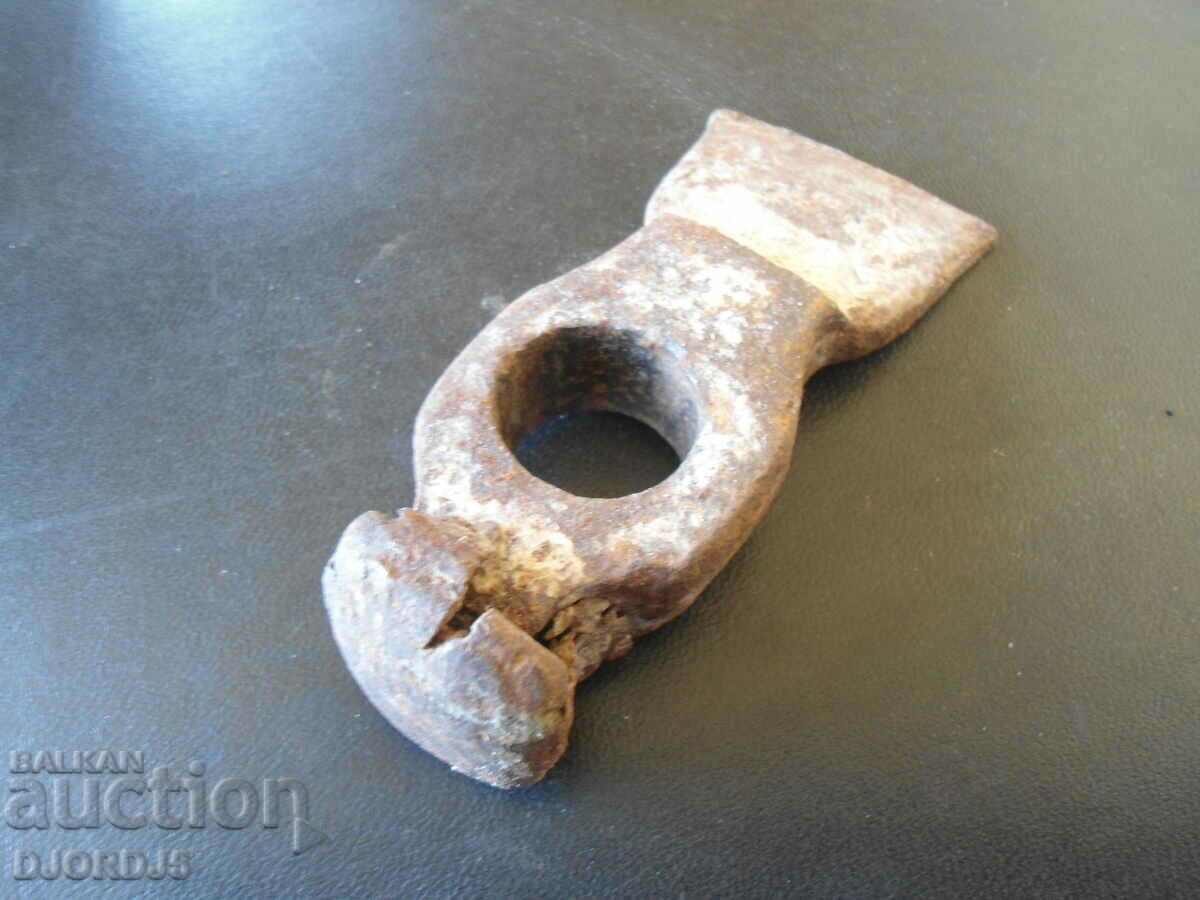 Auction Old specialized hammer Auction Old specialized hammer