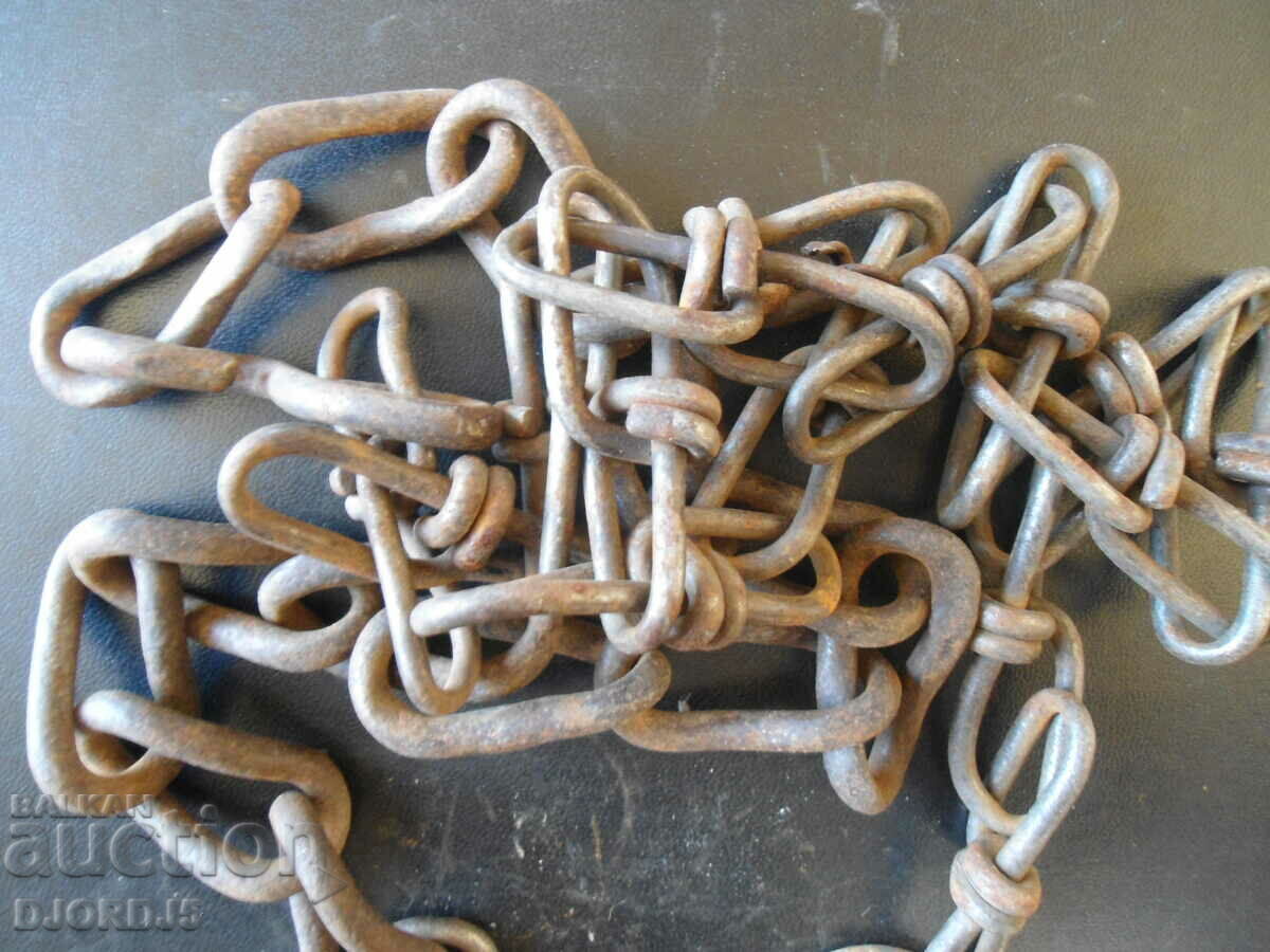 Old chain, chain, 1.70 m with price 5.00 BGN | € 2.56 Old chain, chain, 1.70 m with price 5.00 BGN | € 2.56